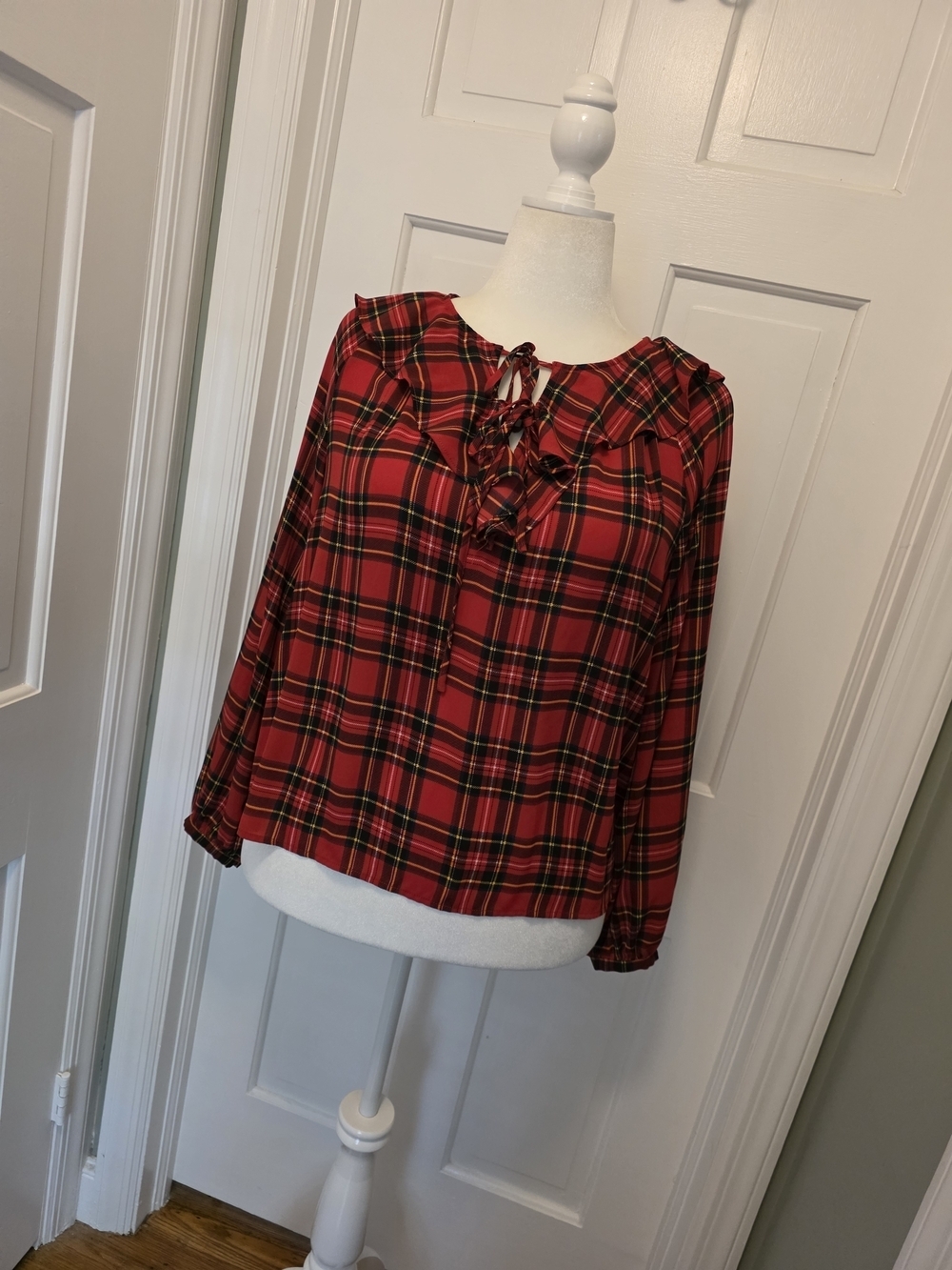J. Crew Factory Red Plaid Lace-Up Ruffle Neck Blouse Size Large, Festive